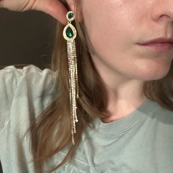 Fashion nova no strings attached faux emerald gold earrings dramatic long - Picture 8 of 8